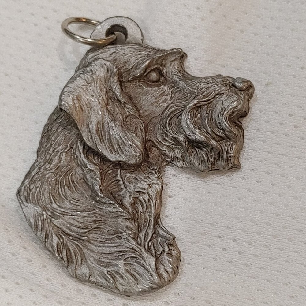 Vintage 2003 Fine Pewter German Wirehaired Pointer Dog Keyring Charm